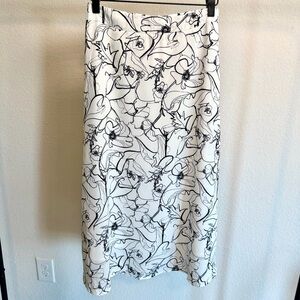 Floral Black and White Women's Skirt size 160 or XS